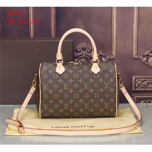 Louis Vuitton LV Quality Messenger Bags #327322 $52.00 USD, Wholesale Replica Louis Vuitton AAA Quality Messenger Bags