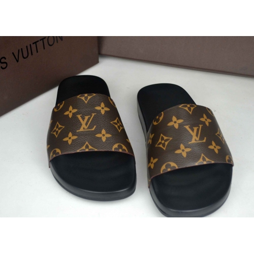 Replica Louis Vuitton LV Slippers For Men #368555 $40.00 USD for Wholesale