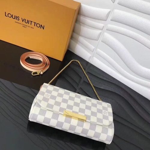 Replica Louis Vuitton AAA Quality Messenger Bags #435179 $58.00 USD for Wholesale