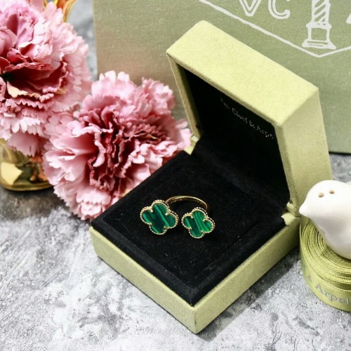 Van Cleef &amp; Arpels Rings For Women #505676 $27.00 USD, Wholesale Replica Van Cleef &amp; Arpels Rings