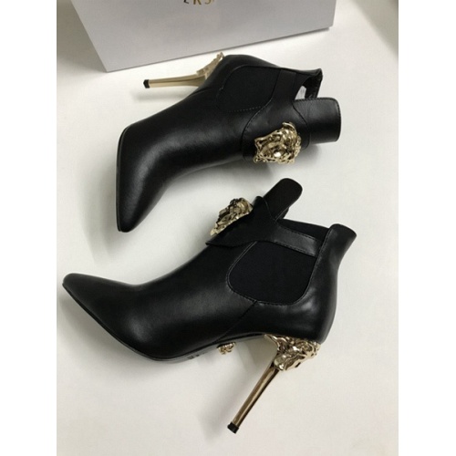 Versace Boots For Women #532565 $92.00 USD, Wholesale Replica Versace Boots