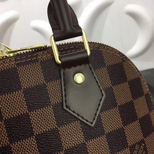 Replica Louis Vuitton LV AAA Quality Messenger Bags For Women #785147 $133.00 USD for Wholesale