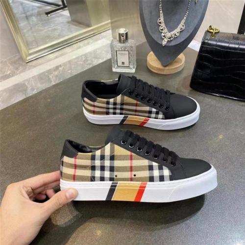 Burberry Casual Shoes For Women #835803 $92.00 USD, Wholesale Replica Burberry Casual Shoes