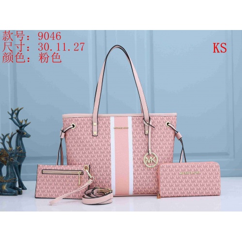 Michael Kors Handbags For Women #846110 $39.00 USD, Wholesale Replica Michael Kors Handbags