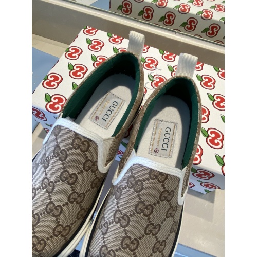 Replica Gucci Casual Shoes For Women #853442 $98.00 USD for Wholesale