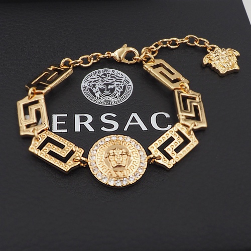 Versace Bracelet For Women #855507 $35.00 USD, Wholesale Replica Versace Bracelets