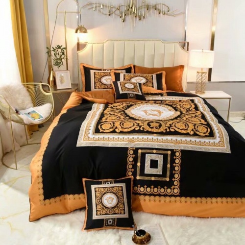 Versace Bedding #899382 $155.00 USD, Wholesale Replica Versace Bedding