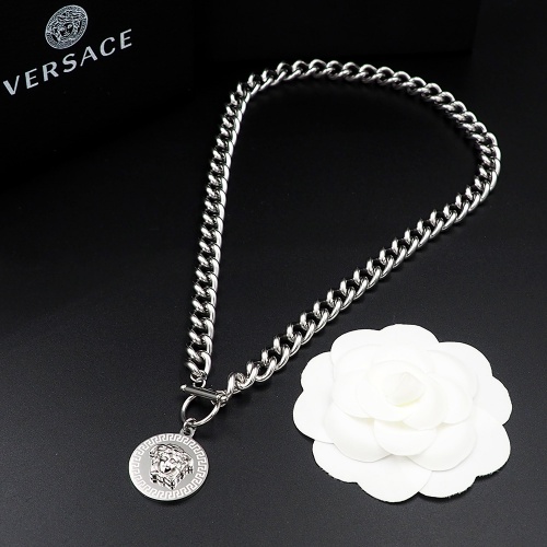 Versace Necklace #938820 $29.00 USD, Wholesale Replica Versace Necklaces