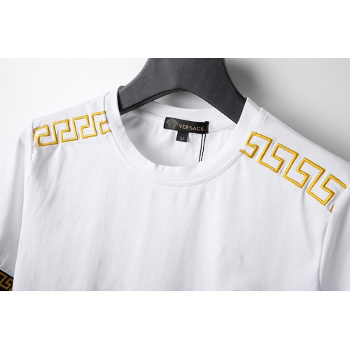 Replica Versace T-Shirts Short Sleeved For Men #949613 $26.00 USD for Wholesale