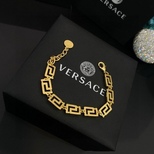 Replica Versace Bracelet For Women #967321 $34.00 USD for Wholesale