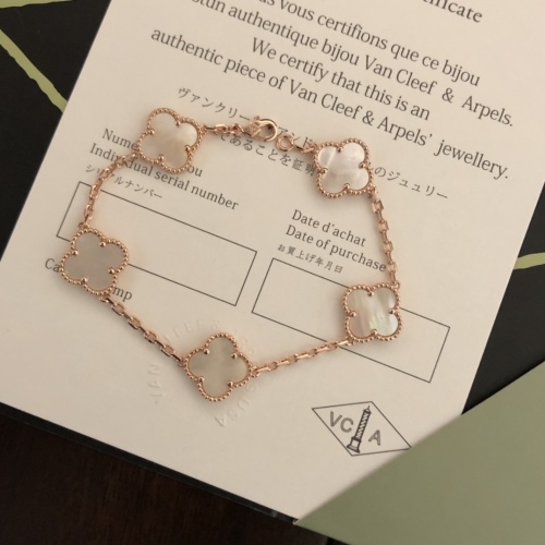 Van Cleef &amp; Arpels Bracelets For Women #975584 $36.00 USD, Wholesale Replica Van Cleef &amp; Arpels Bracelets