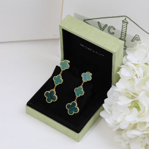 Van Cleef &amp; Arpels Earrings For Women #980405 $48.00 USD, Wholesale Replica Van Cleef &amp; Arpels Earrings