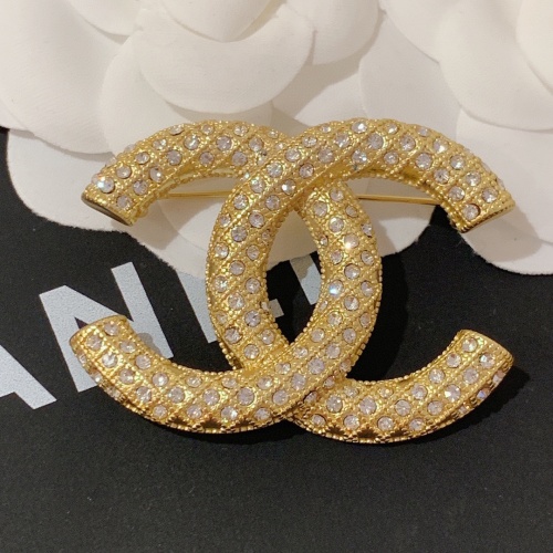 Chanel Brooches For Women #980549 $32.00 USD, Wholesale Replica Chanel Brooches