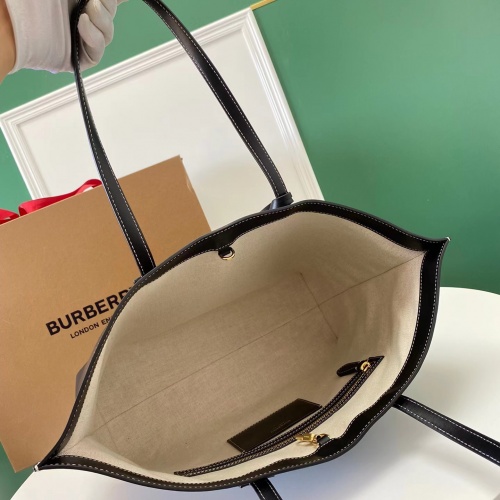 Replica Burberry AAA Quality Handbags For Women #983310 $115.00 USD for Wholesale