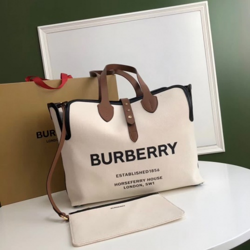 Burberry AAA Quality Handbags For Women #983319 $98.00 USD, Wholesale Replica Burberry AAA Handbags