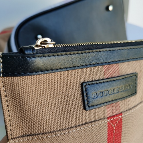 Replica Burberry AAA Quality Messenger Bags For Women #994979 $190.00 USD for Wholesale