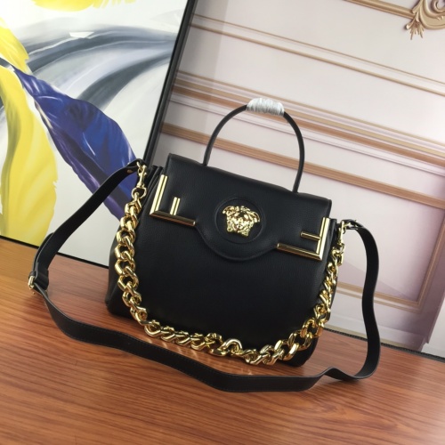 Versace AAA Quality Messenger Bags For Women #994992 $165.00 USD, Wholesale Replica Versace AAA Quality Messenger Bags