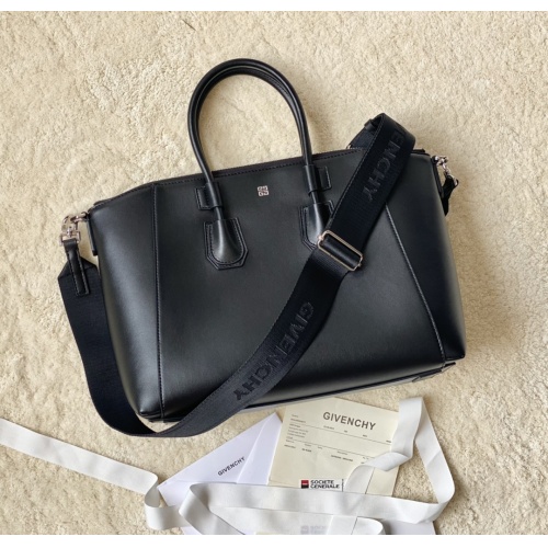 Givenchy AAA Quality Handbags For Women #1001624 $240.00 USD, Wholesale Replica Givenchy AAA Quality Handbags