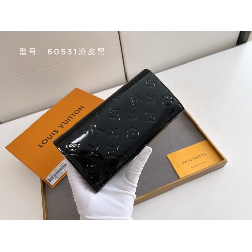 Replica Louis Vuitton AAA Quality Wallets #1005216 $45.00 USD for Wholesale