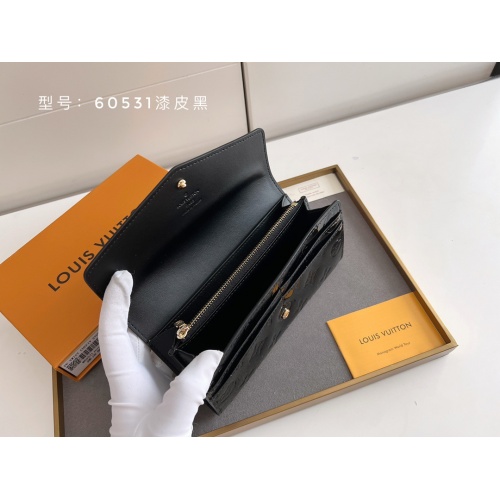 Replica Louis Vuitton AAA Quality Wallets #1005216 $45.00 USD for Wholesale