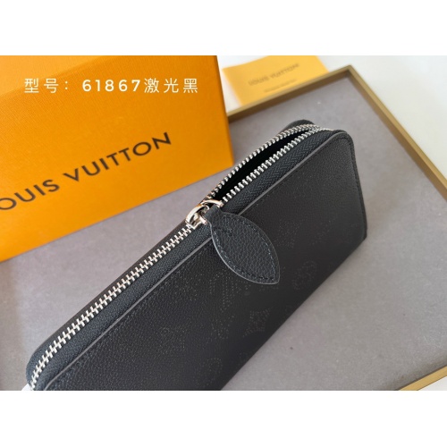 Replica Louis Vuitton AAA Quality Wallets #1005220 $45.00 USD for Wholesale