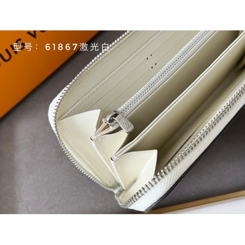 Replica Louis Vuitton AAA Quality Wallets #1005221 $45.00 USD for Wholesale