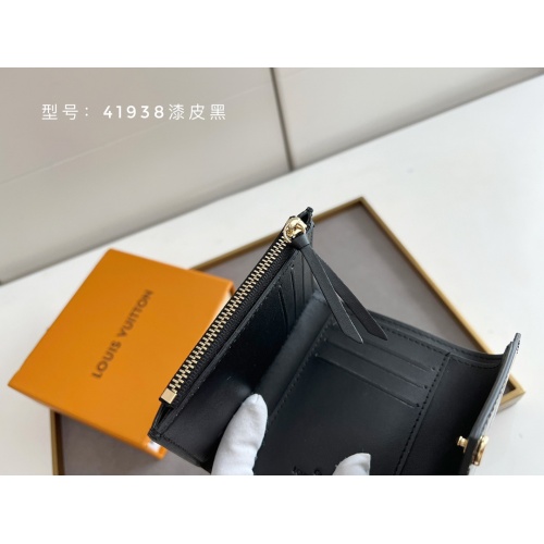 Replica Louis Vuitton LV Wallets #1005234 $42.00 USD for Wholesale