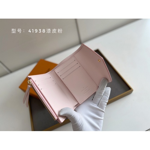 Replica Louis Vuitton LV Wallets #1005235 $42.00 USD for Wholesale