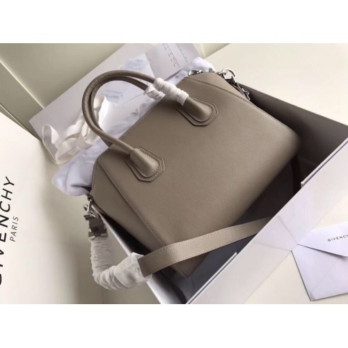 Replica Givenchy AAA Quality Handbags For Women #997647 $172.00 USD for Wholesale