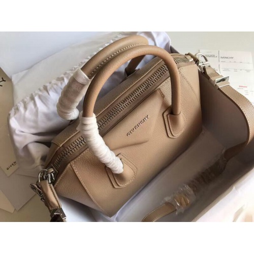 Replica Givenchy AAA Quality Handbags For Women #997649 $172.00 USD for Wholesale