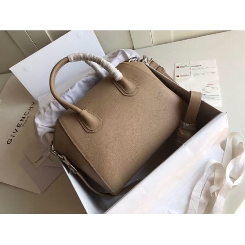 Replica Givenchy AAA Quality Handbags For Women #997649 $172.00 USD for Wholesale