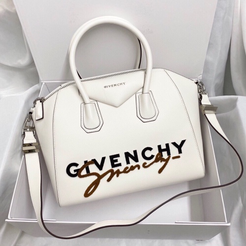 Givenchy AAA Quality Handbags For Women #997684 $210.00 USD, Wholesale Replica Givenchy AAA Quality Handbags