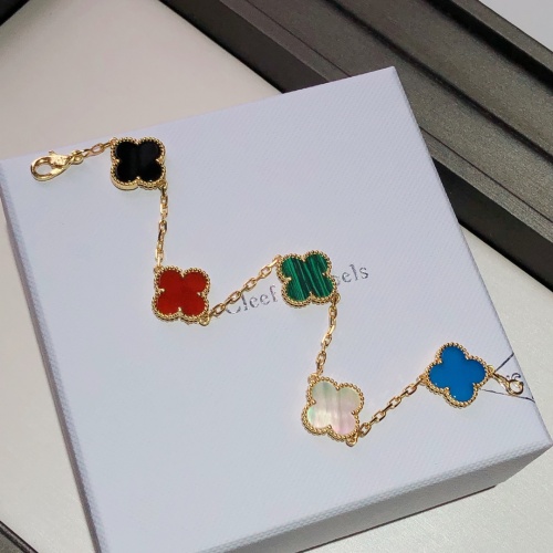 Replica Van Cleef & Arpels Bracelet For Women #1016186 $39.00 USD for Wholesale