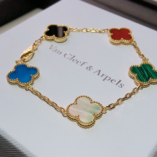 Replica Van Cleef & Arpels Bracelet For Women #1016186 $39.00 USD for Wholesale