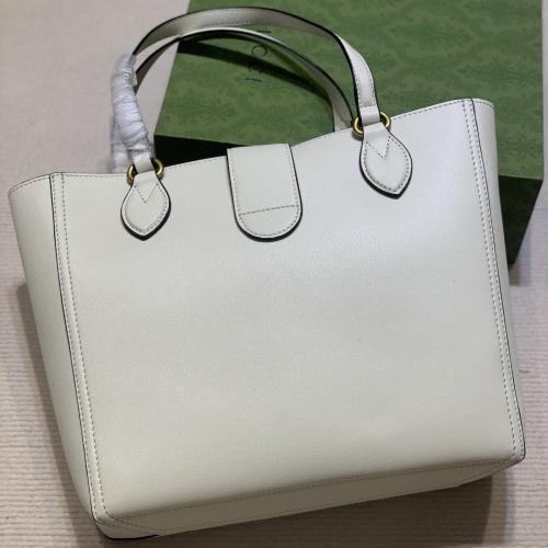 Replica Gucci AAA Quality Handbags For Women #1028737 $88.00 USD for Wholesale