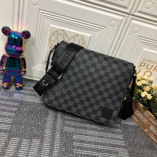 Louis Vuitton AAA Man Messenger Bags #1028916 $68.00 USD, Wholesale Replica Louis Vuitton AAA Man Messenger Bags