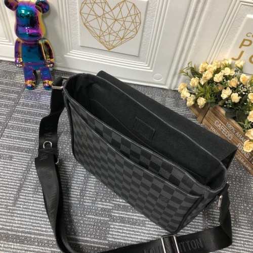 Replica Louis Vuitton AAA Man Messenger Bags #1028916 $68.00 USD for Wholesale