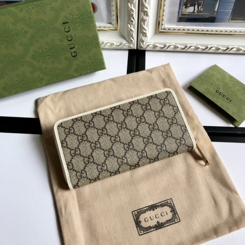 Replica Gucci AAA Quality Wallets #1038914 $82.00 USD for Wholesale