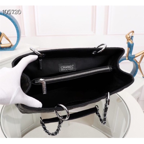 Replica Chanel AAA Quality Shoulder Bags #1038948 $102.00 USD for Wholesale