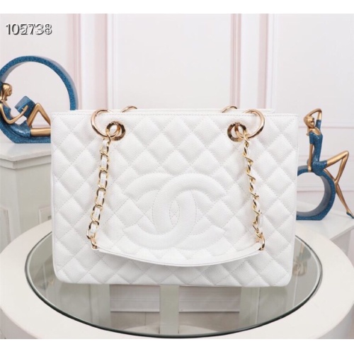 Chanel AAA Quality Shoulder Bags #1038956 $102.00 USD, Wholesale Replica Chanel AAA Quality Shoulder Bags