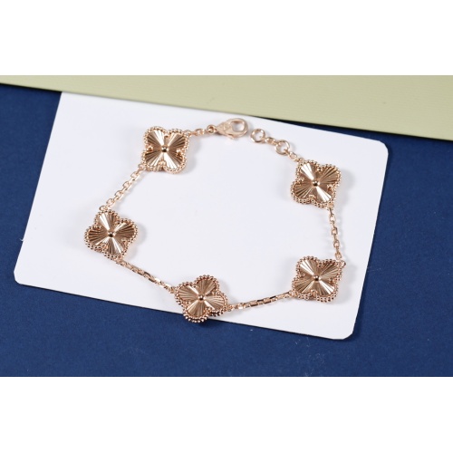 Van Cleef &amp; Arpels Bracelet For Women #1050514 $39.00 USD, Wholesale Replica Van Cleef &amp; Arpels Bracelets