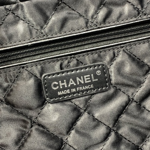 Replica Chanel AAA Quality Shoulder Bags For Women #1050914 $128.00 USD for Wholesale