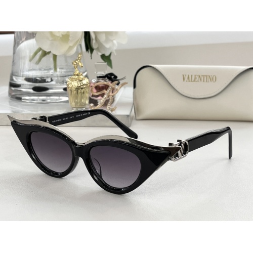 Valentino AAA Quality Sunglasses #1062337 $64.00 USD, Wholesale Replica Valentino AAA Quality Sunglasses