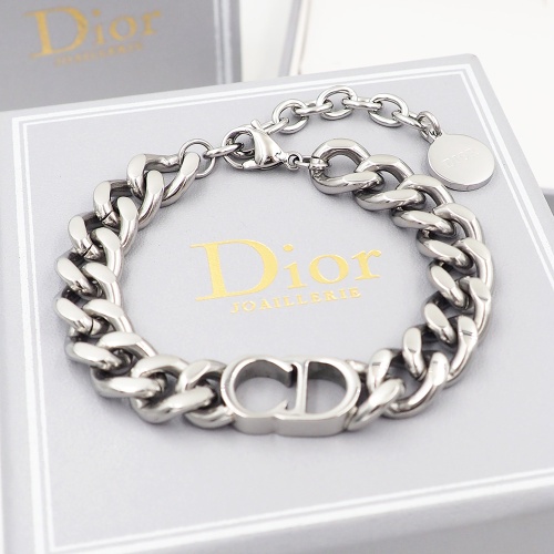 Christian Dior Bracelet #1063221 $27.00 USD, Wholesale Replica Christian Dior Bracelets