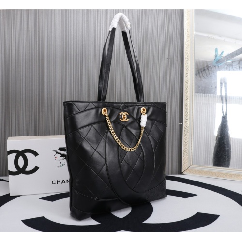 Replica Chanel AAA Quality Shoulder Bags For Women #1070241 $108.00 USD for Wholesale