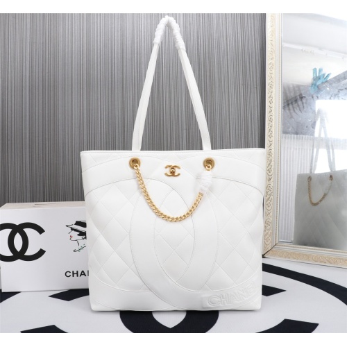 Chanel AAA Quality Shoulder Bags For Women #1070242 $108.00 USD, Wholesale Replica Chanel AAA Quality Shoulder Bags