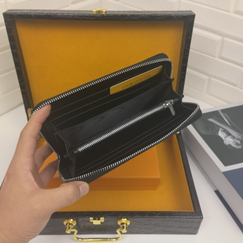 Replica Louis Vuitton AAA Man Wallets #1075818 $45.00 USD for Wholesale