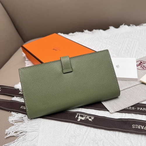 Replica Hermes AAA Quality Wallets #1076579 $52.00 USD for Wholesale