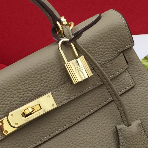 Replica Hermes AAA Quality Messenger Bags For Women #1082959 $88.00 USD for Wholesale