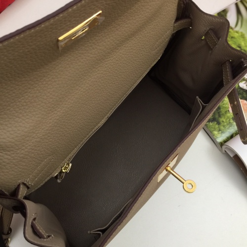 Replica Hermes AAA Quality Messenger Bags For Women #1082959 $88.00 USD for Wholesale